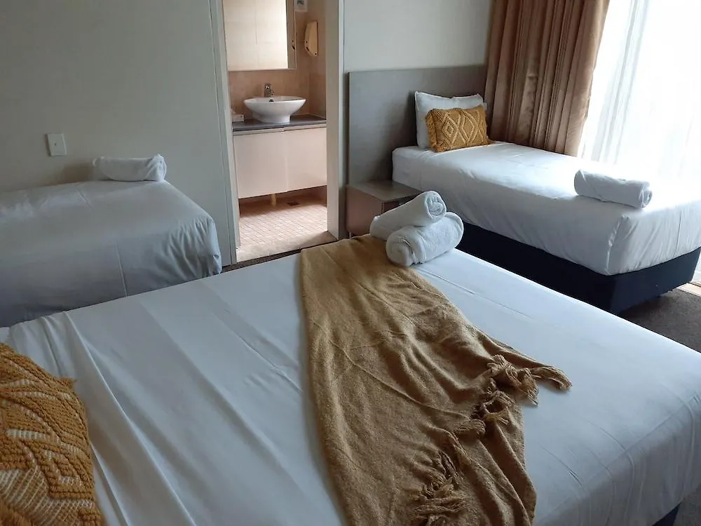*** Motel City Star Lodge Brisbane Australia